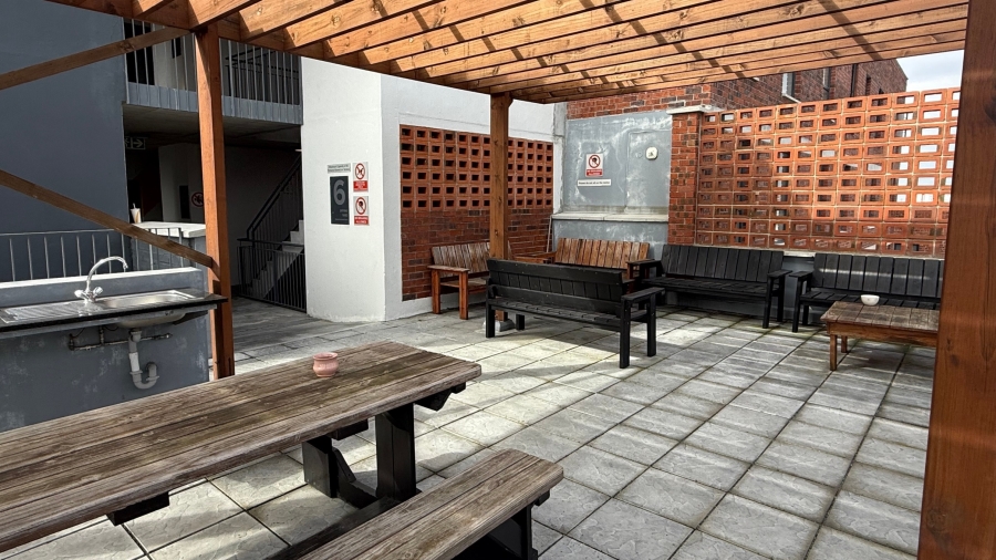 To Let 1 Bedroom Property for Rent in Thornton Western Cape